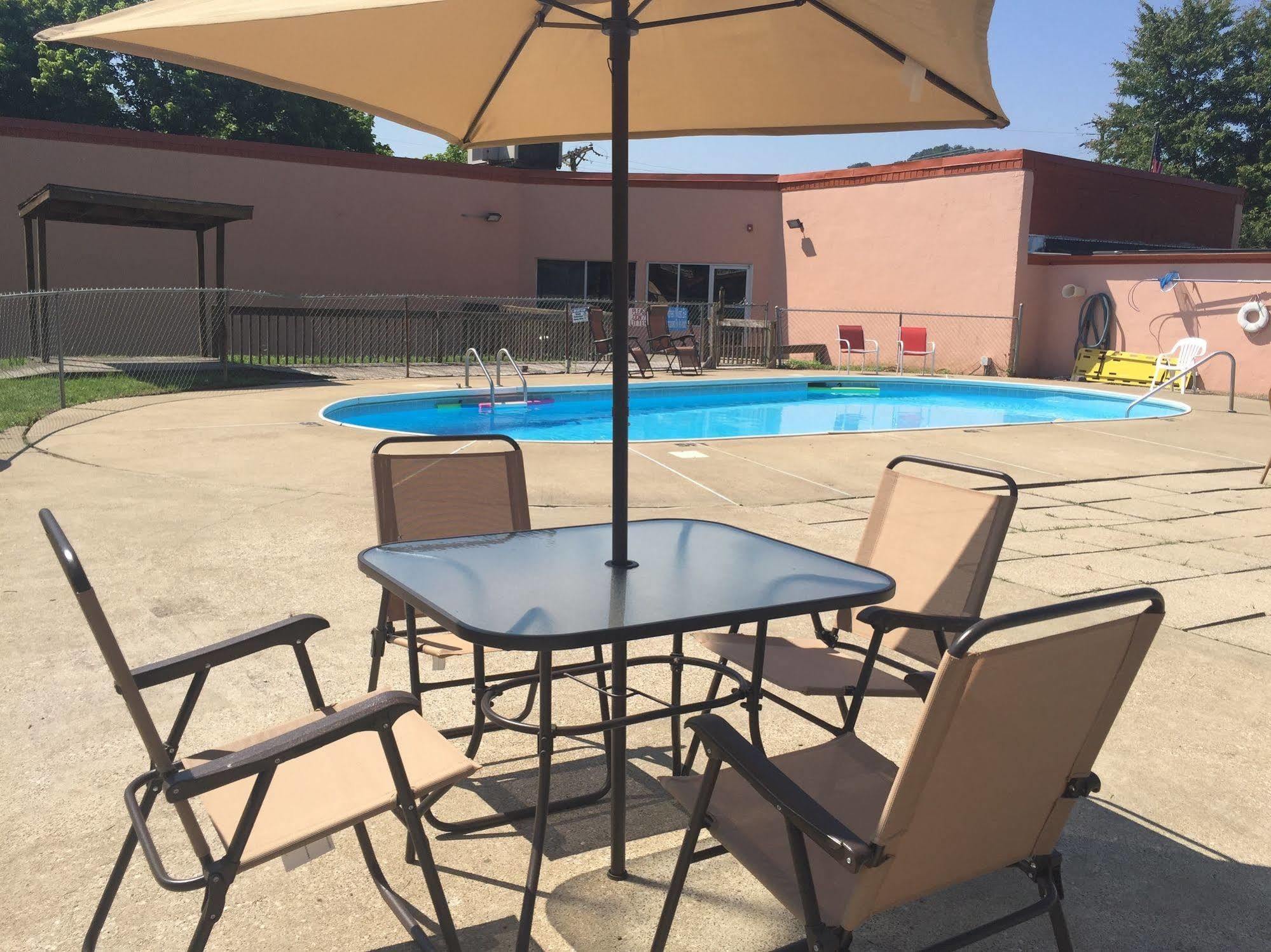 Daniel Boone Motor Inn Pikeville Εξωτερικό φωτογραφία