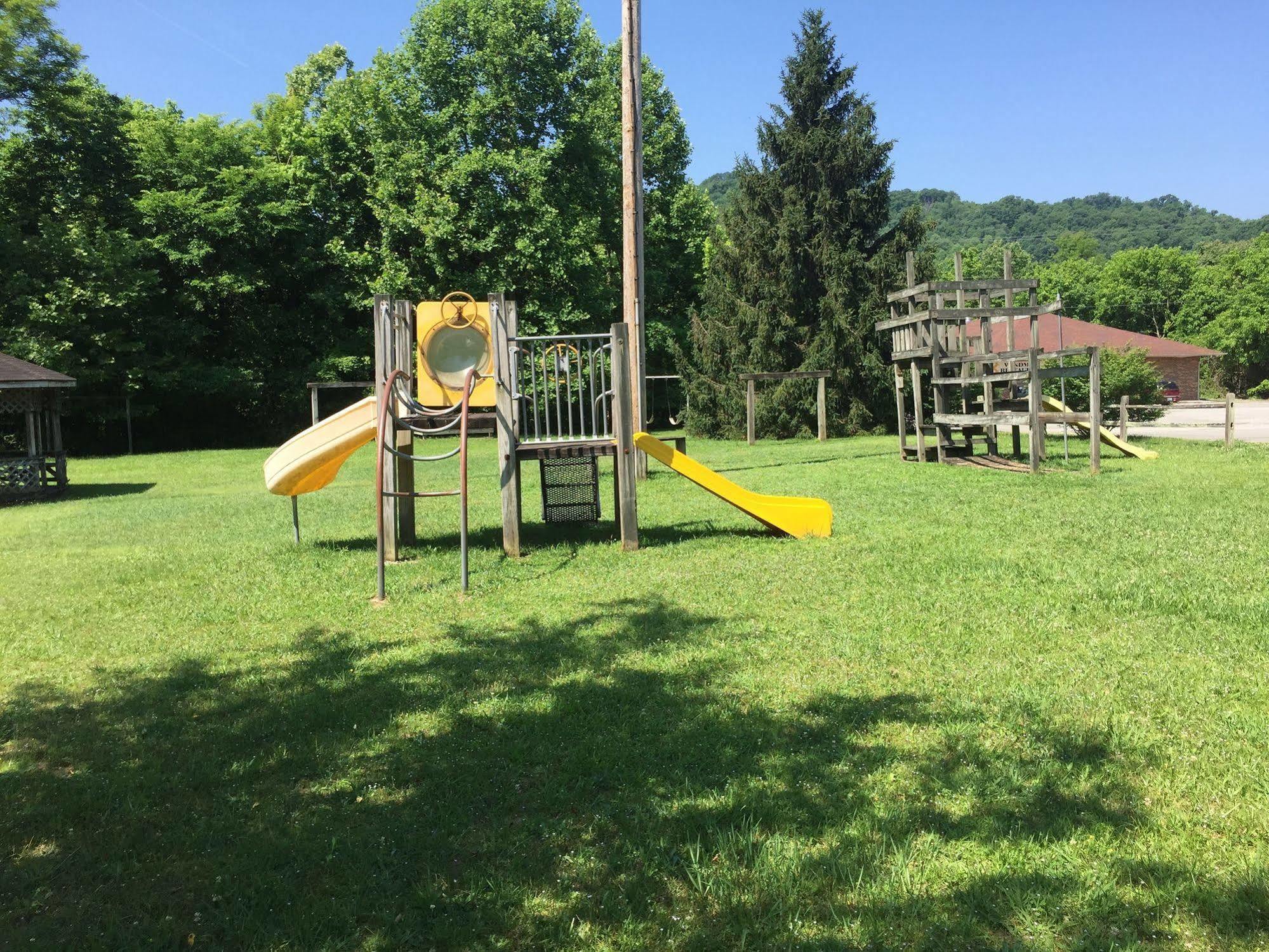 Daniel Boone Motor Inn Pikeville Εξωτερικό φωτογραφία