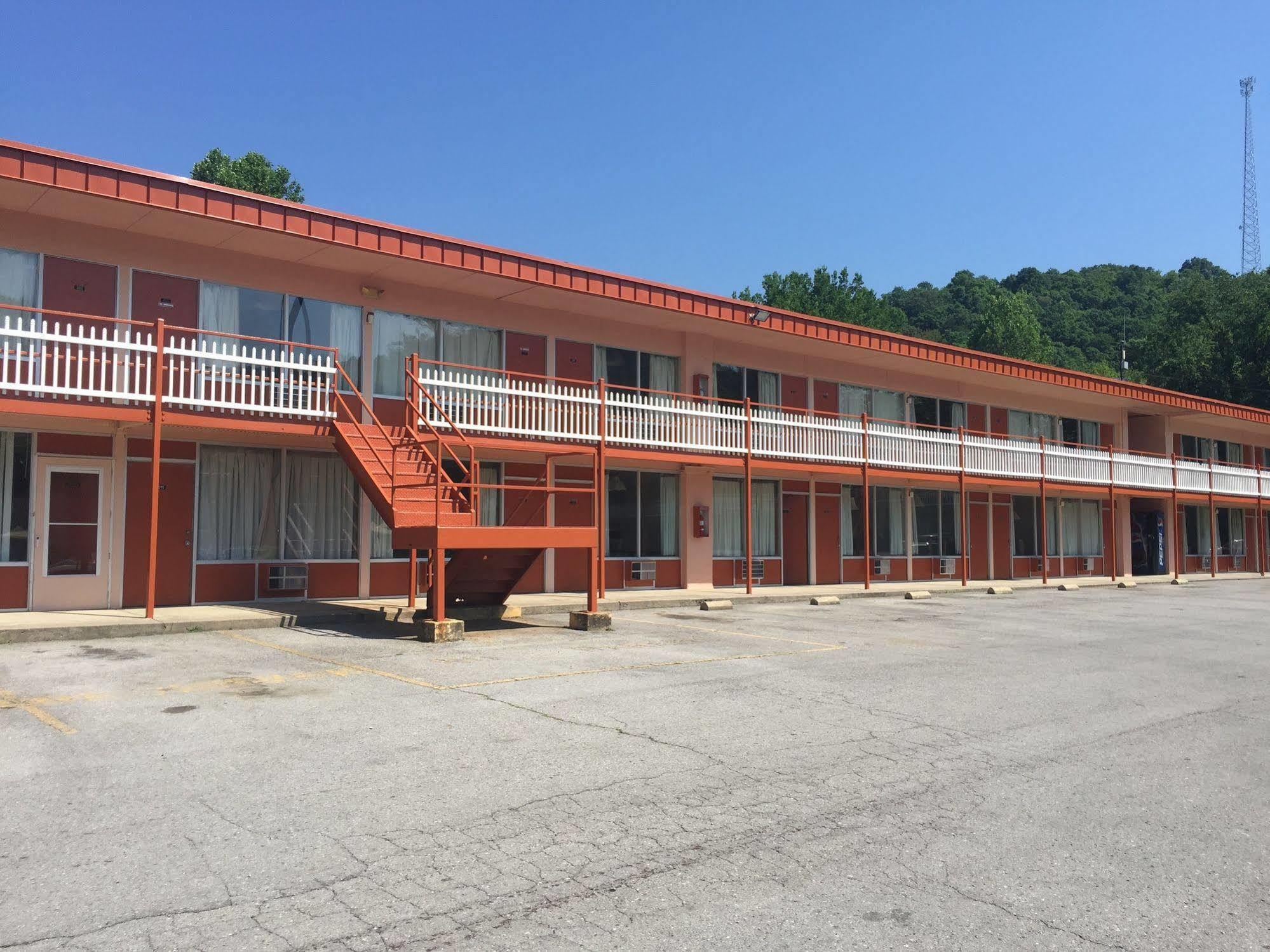 Daniel Boone Motor Inn Pikeville Εξωτερικό φωτογραφία