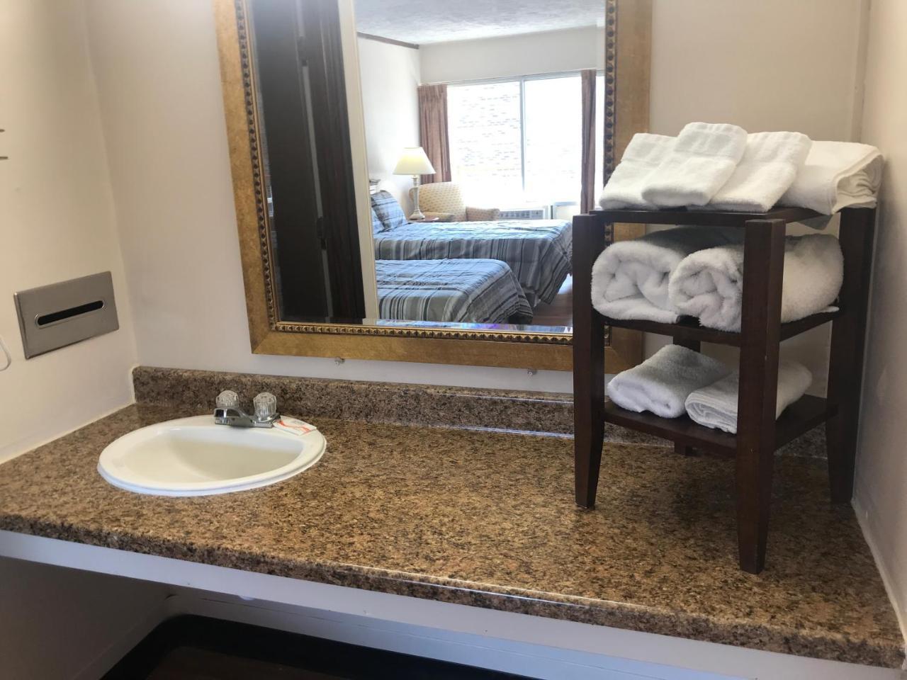 Daniel Boone Motor Inn Pikeville Εξωτερικό φωτογραφία